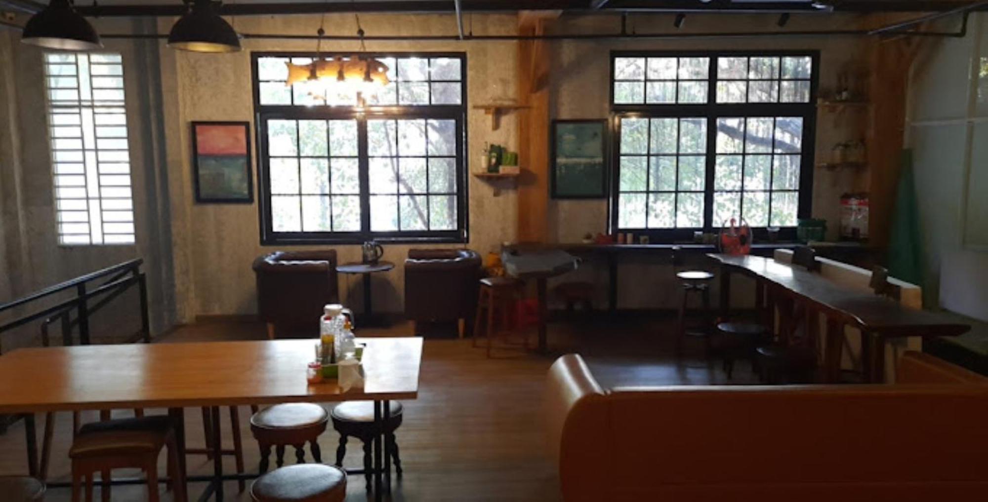 Ban Urban House Hotel Buon Ma Thuot Buitenkant foto