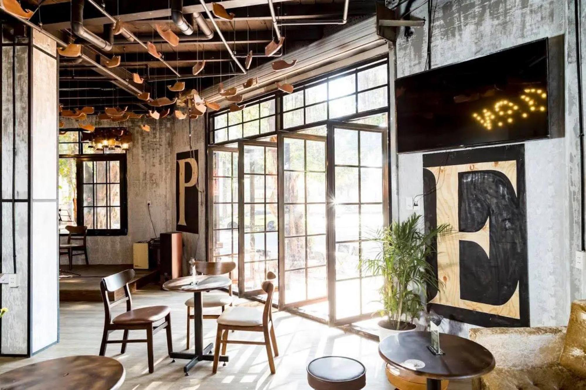 Ban Urban House Hotel Buon Ma Thuot Buitenkant foto