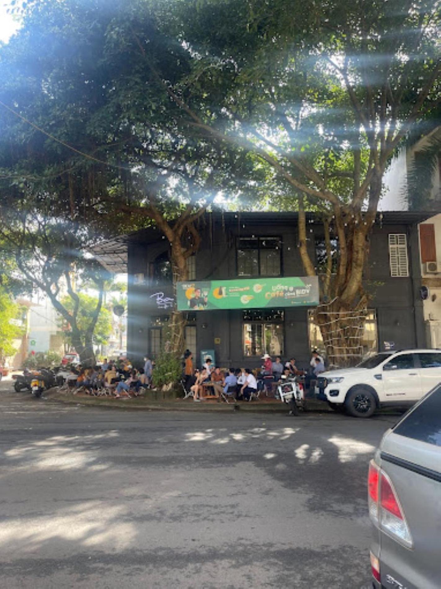 Ban Urban House Hotel Buon Ma Thuot Buitenkant foto